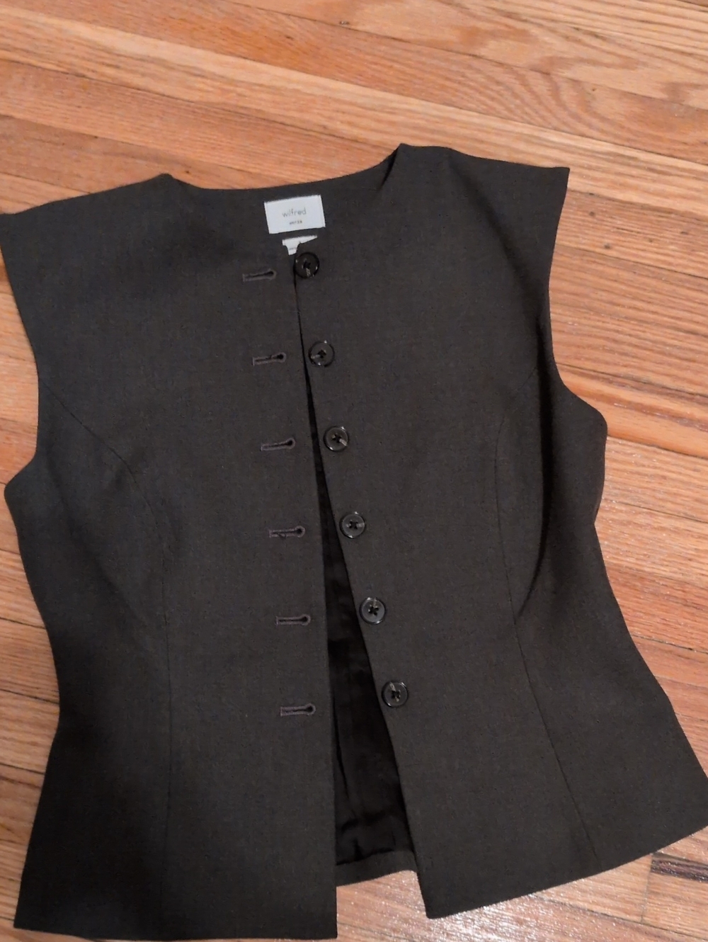 Wilfred Button-Front Vest